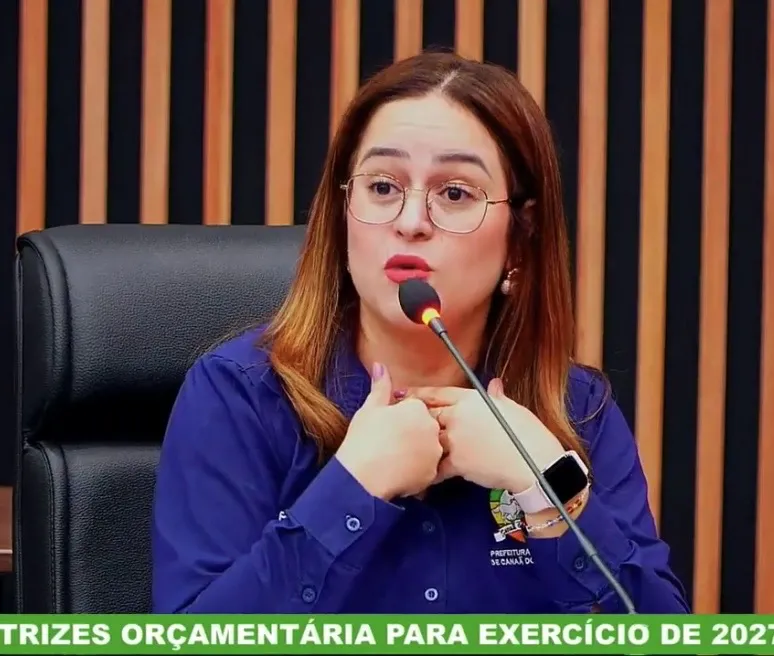 B&aacute;rbara Andrade, secret&aacute;ria de planejamento.